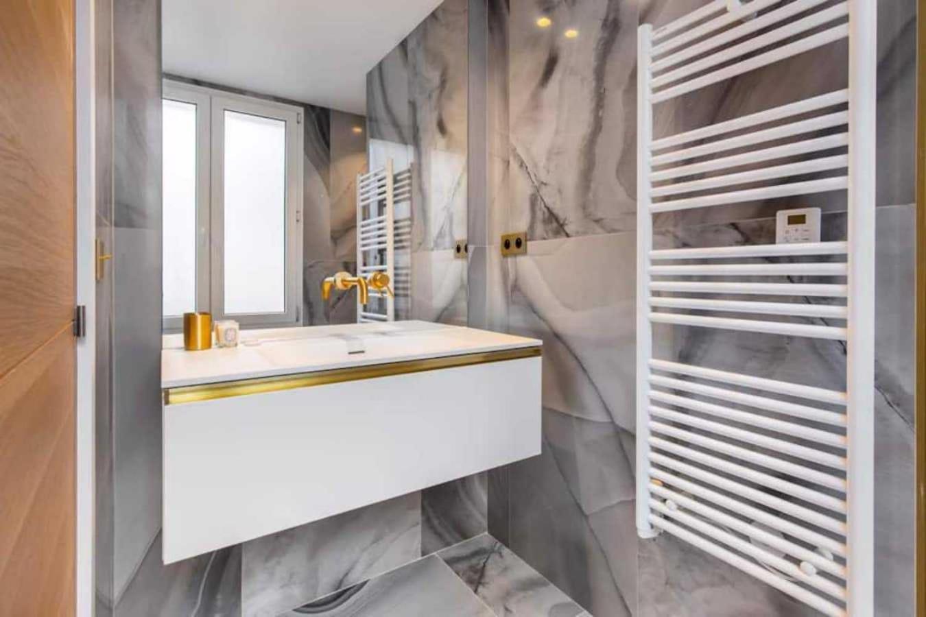 Appartamento Newly Rebuilt By Architect - Center Of Parigi Esterno foto