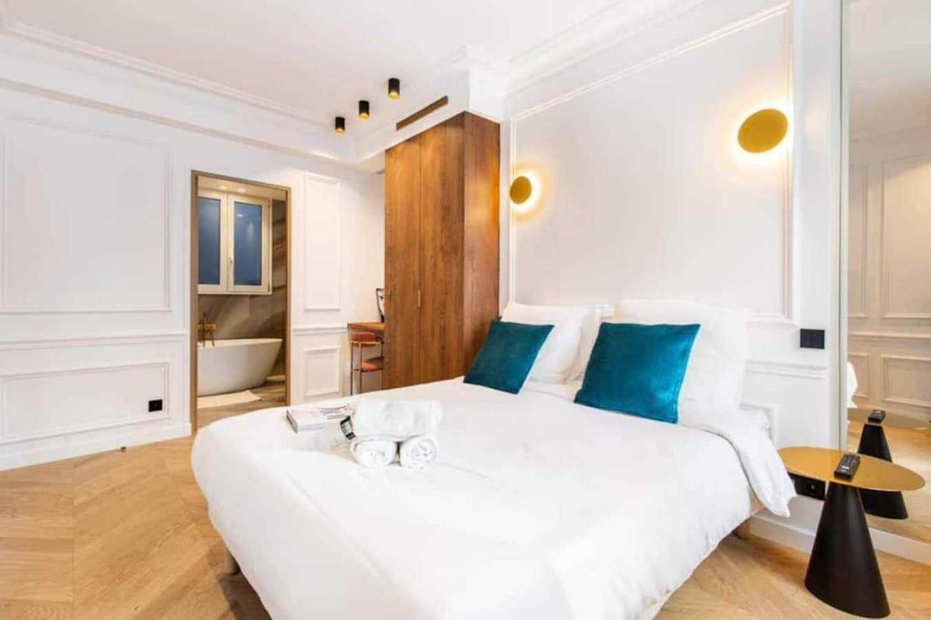 Appartamento Newly Rebuilt By Architect - Center Of Parigi Esterno foto
